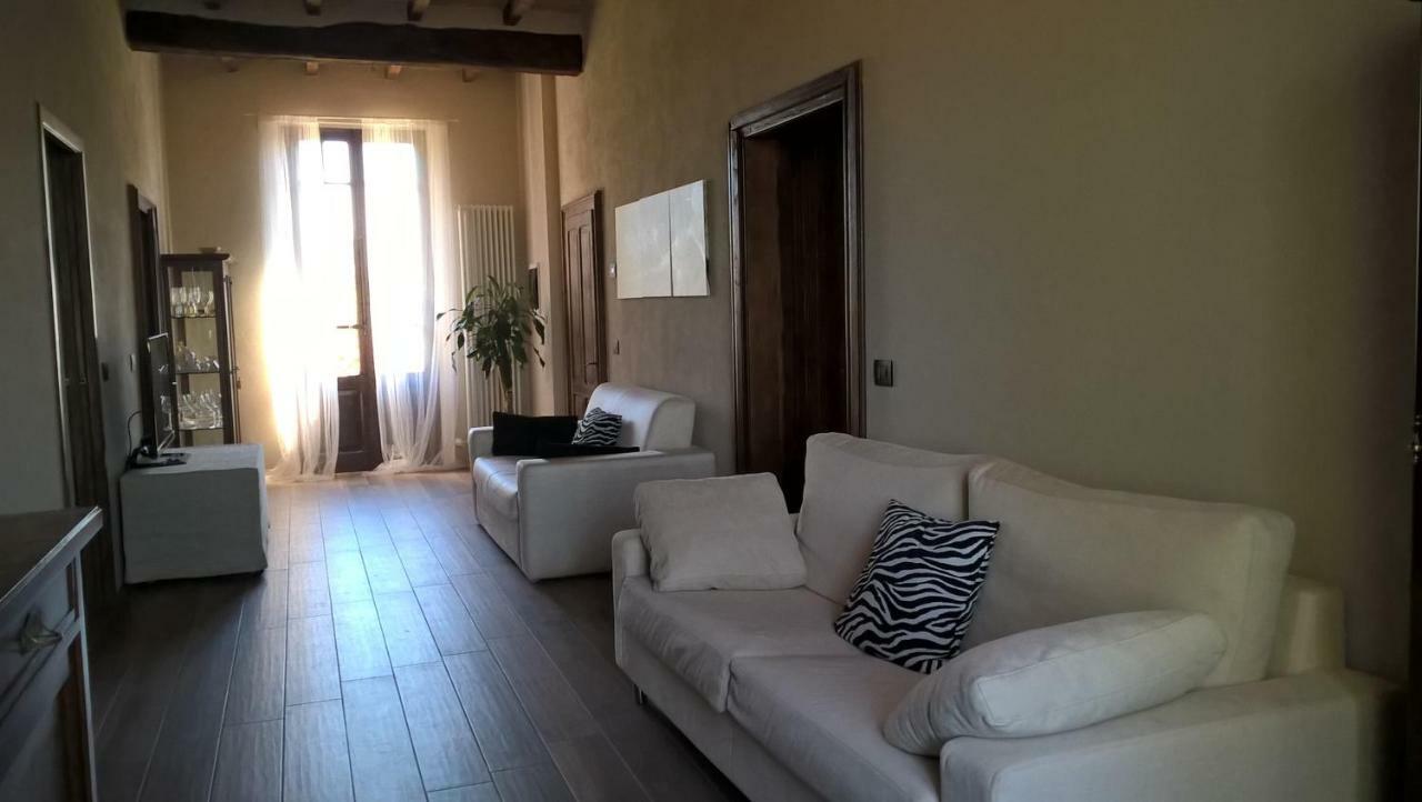 L'Albero Della Gioia Bed and Breakfast Villanova sull'Arda Exterior foto