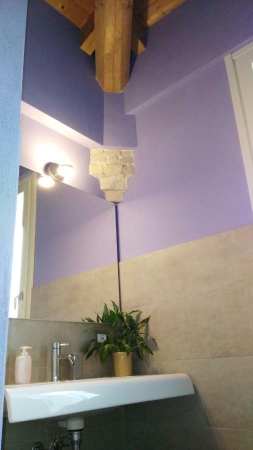 L'Albero Della Gioia Bed and Breakfast Villanova sull'Arda Exterior foto
